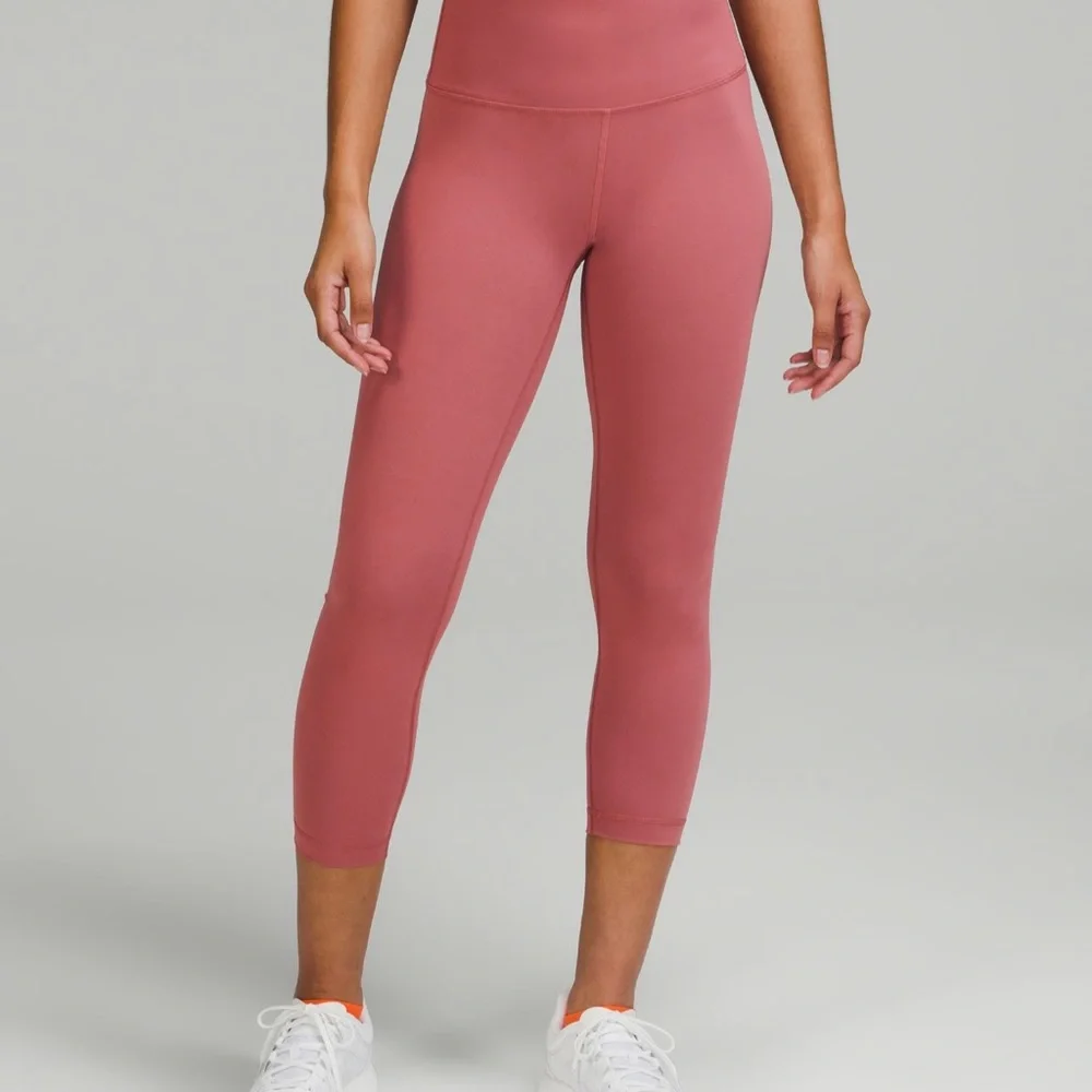 Wunder train contour fit lulu lemon leggings - Picture 4 of 8